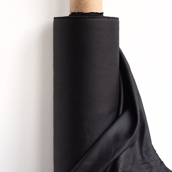 Oil Cloth - 8oz Waxed Cotton - Antique Black