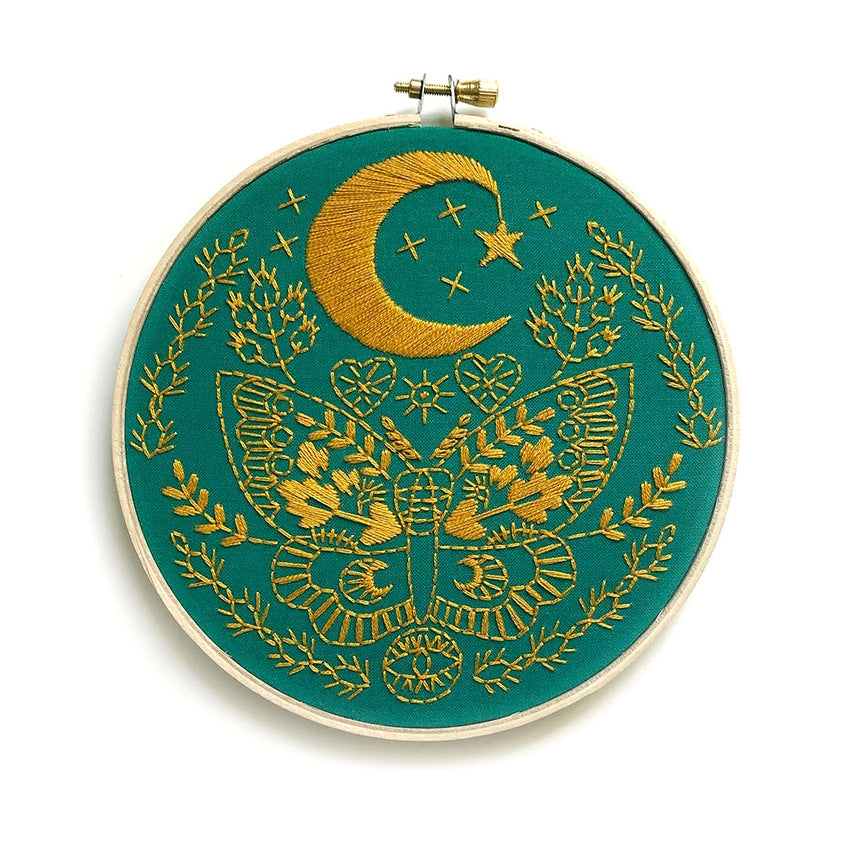 Embroidery Kit - Rikrack - Lunar Moth