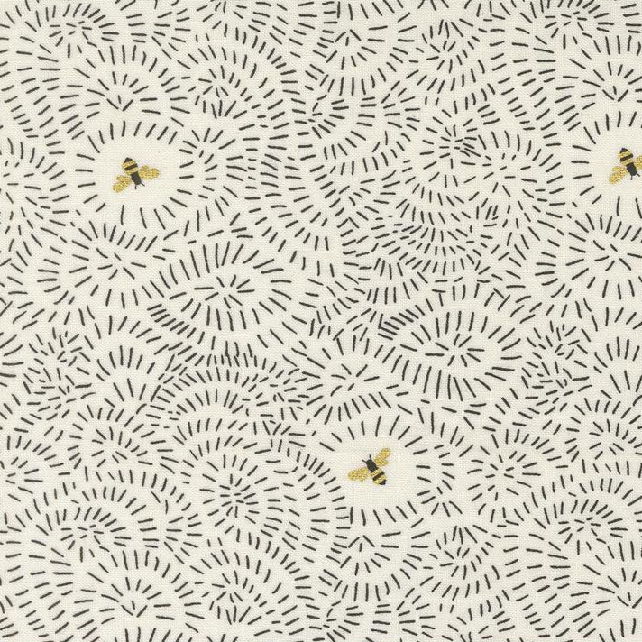 Printed Cotton Poplin - Bee Garden - Bee Flight - Porcelain
