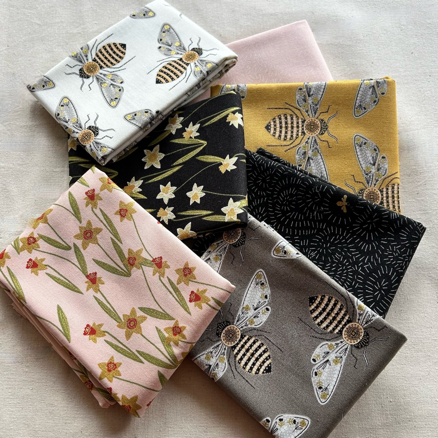 Bee Garden - Fat Quarter Bundle of 7