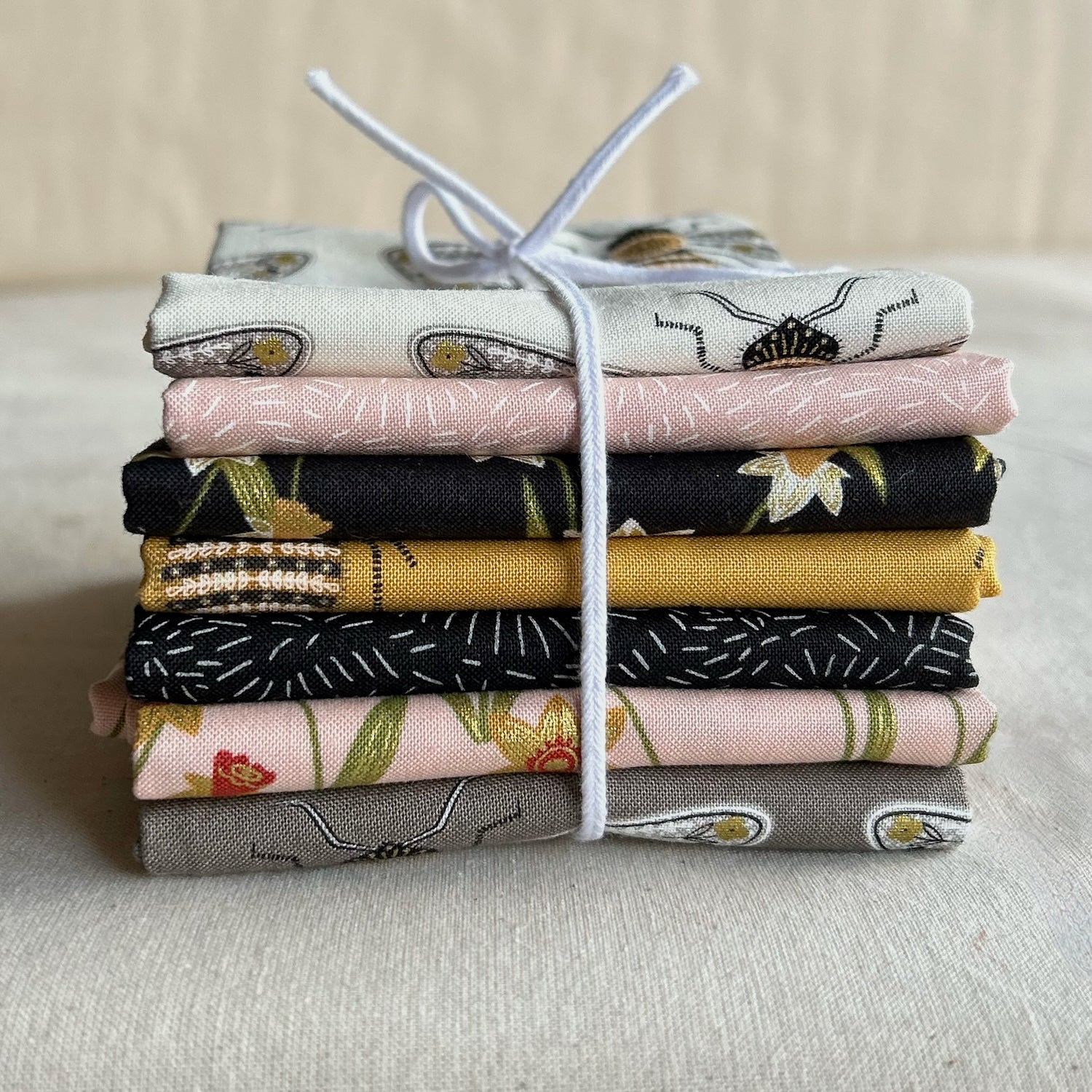 Bee Garden - Fat Quarter Bundle of 7