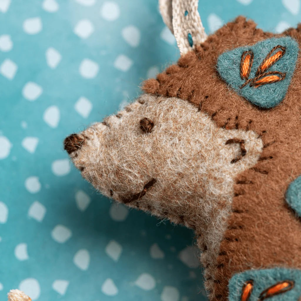 Corinne Lapierre Craft Kit - Folk Embroidered Hedgehog