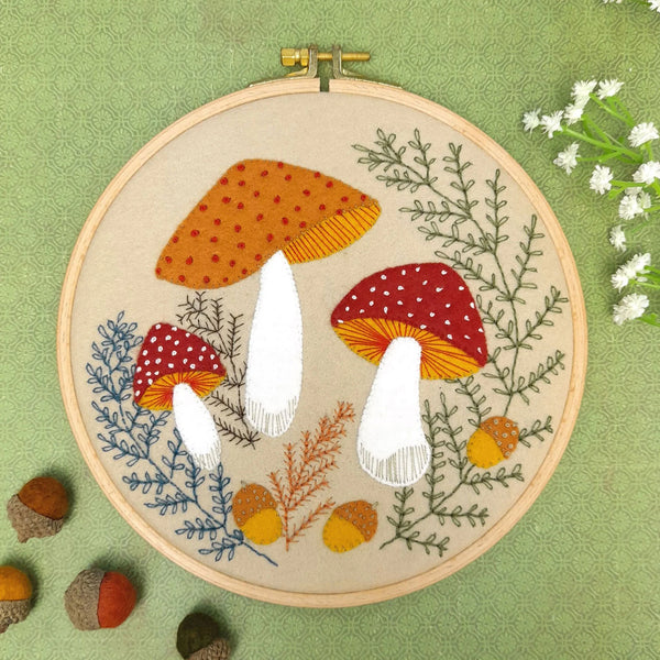 Corinne Lapierre Felt Craft Kit - Toadstool Appliqué Hoop