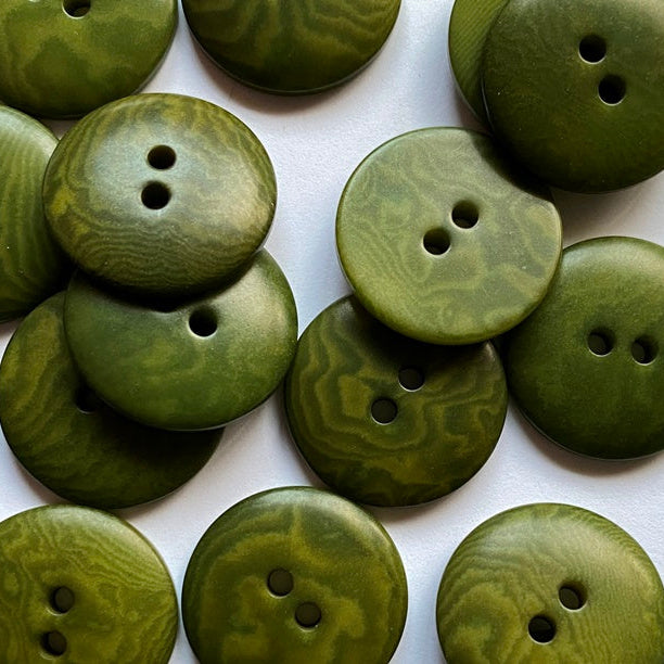 Corozo Button - Forest Green