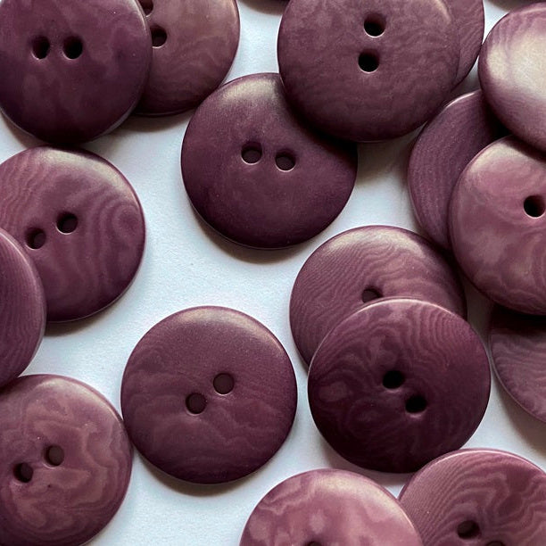 Corozo Button - Amethyst