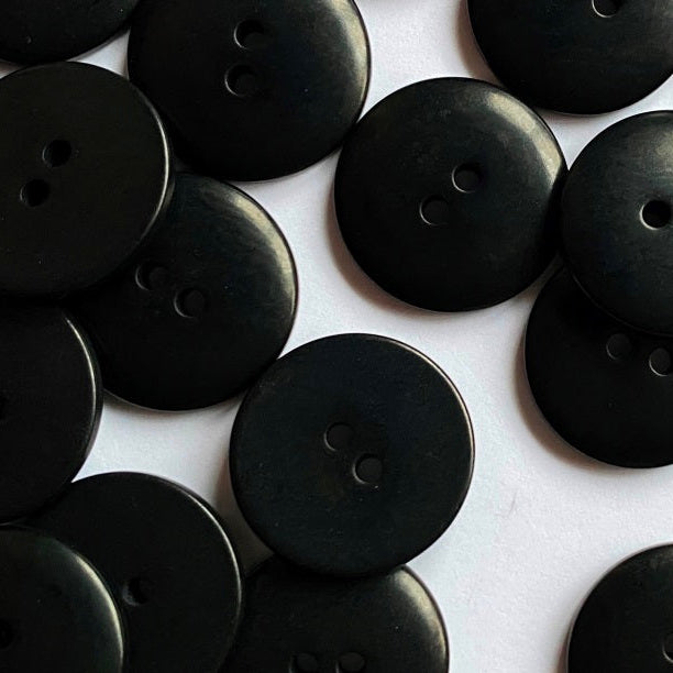 Corozo Button - Black