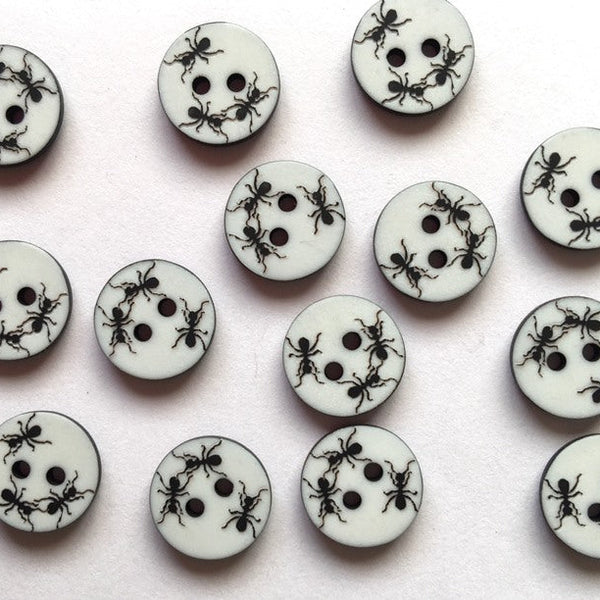 Ant Buttons - 12mm