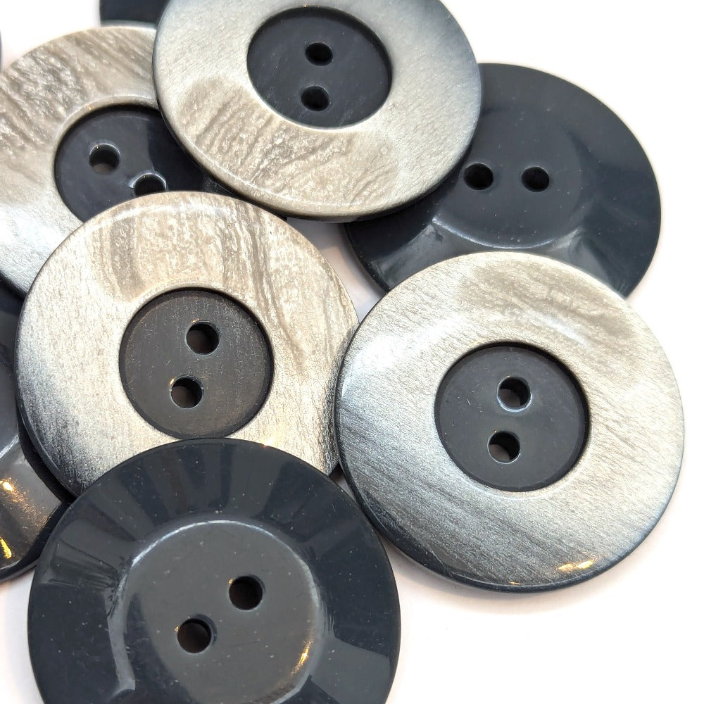 Large Gradient Button - Blue - 34mm