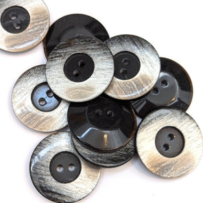 Large Gradient Button - Black - 34mm