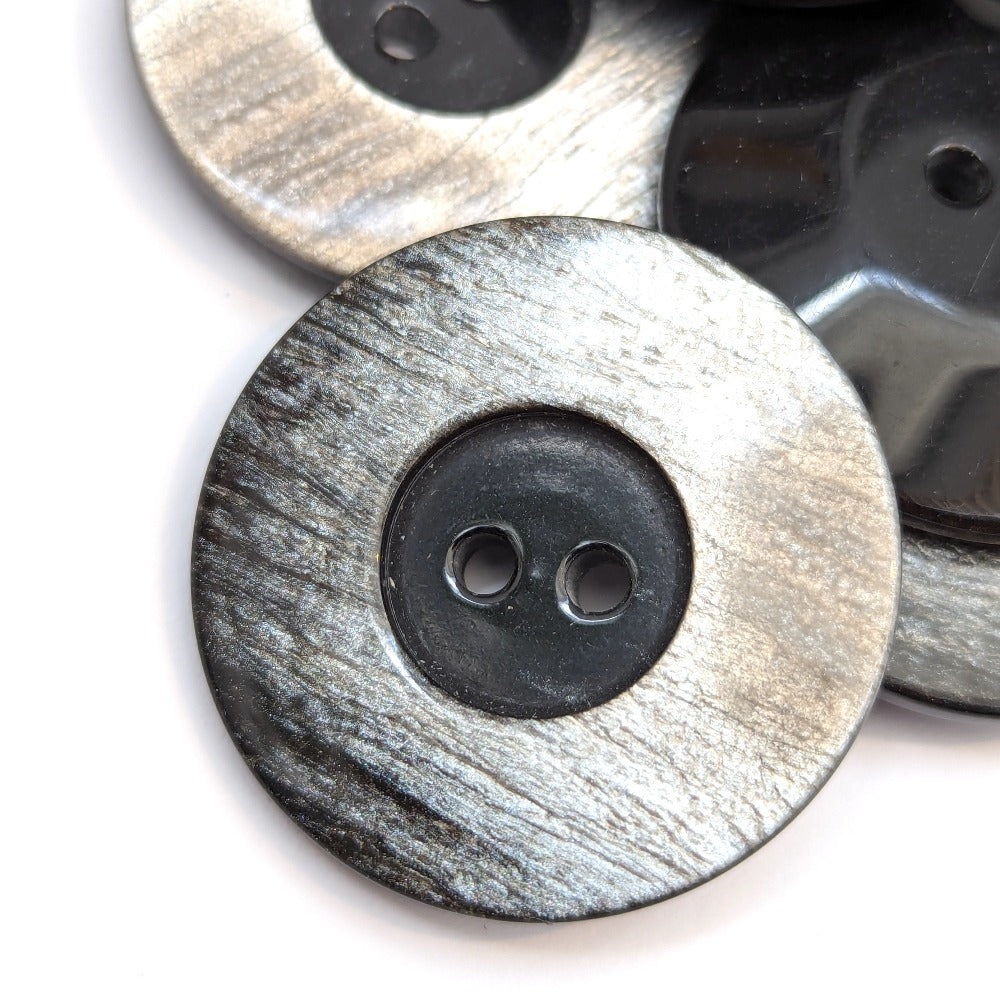 Large Gradient Button - Black - 34mm