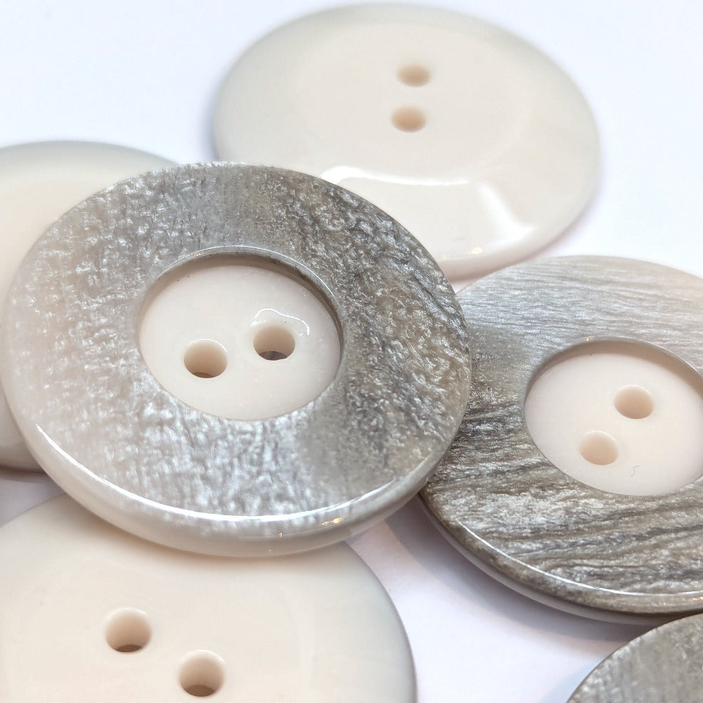 Large Gradient Button - White - 34mm