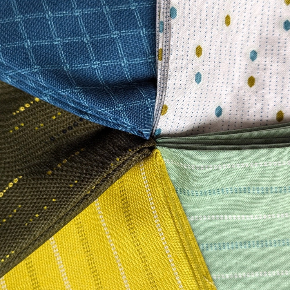 Printed Cotton Poplin - Vintage Threads - Finishing Touches - Fat Quarter Bundle of 5