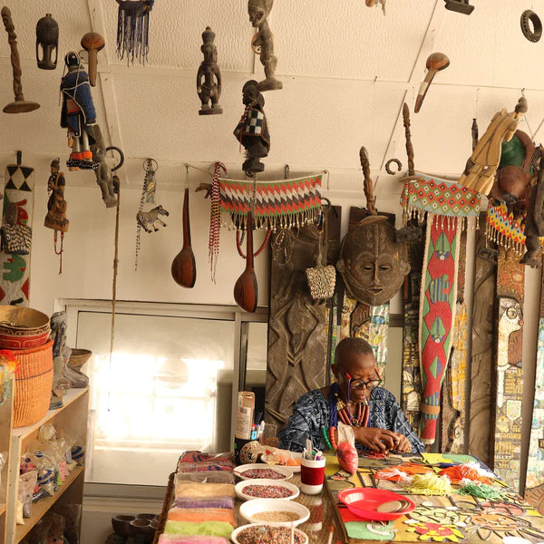 Selvedge Magazine - Issue 118 - Hand In Hand