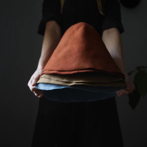 Selvedge Magazine - Issue 118 - Hand In Hand