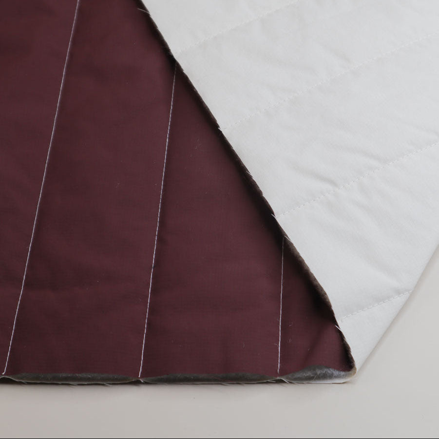 Reversible Thermal Quilt - Wine / Ecru