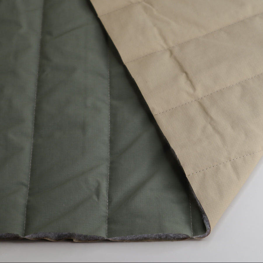 Reversible Thermal Quilt - Khaki / Sand