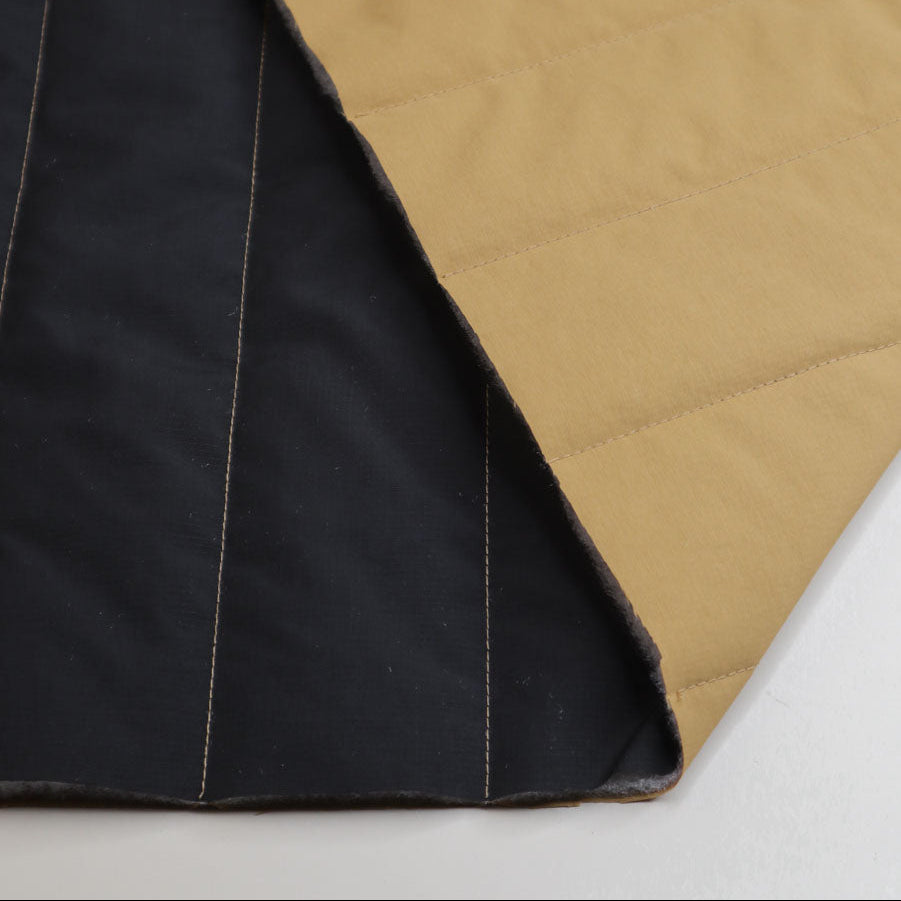 Reversible Thermal Quilt - Tan / Black