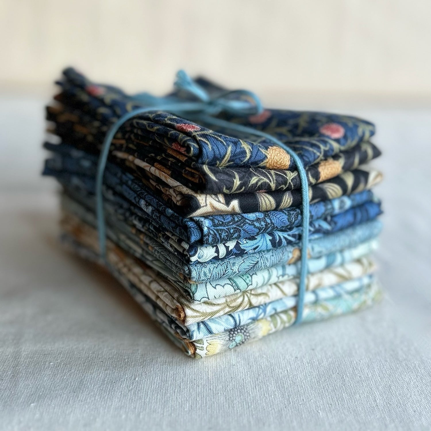 Morris Manor - Fat Quarter Bundle of 10