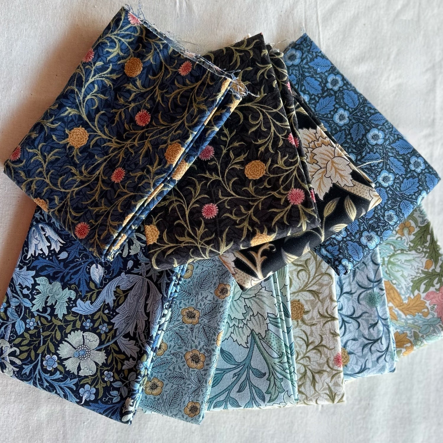 Morris Manor - Fat Quarter Bundle of 10