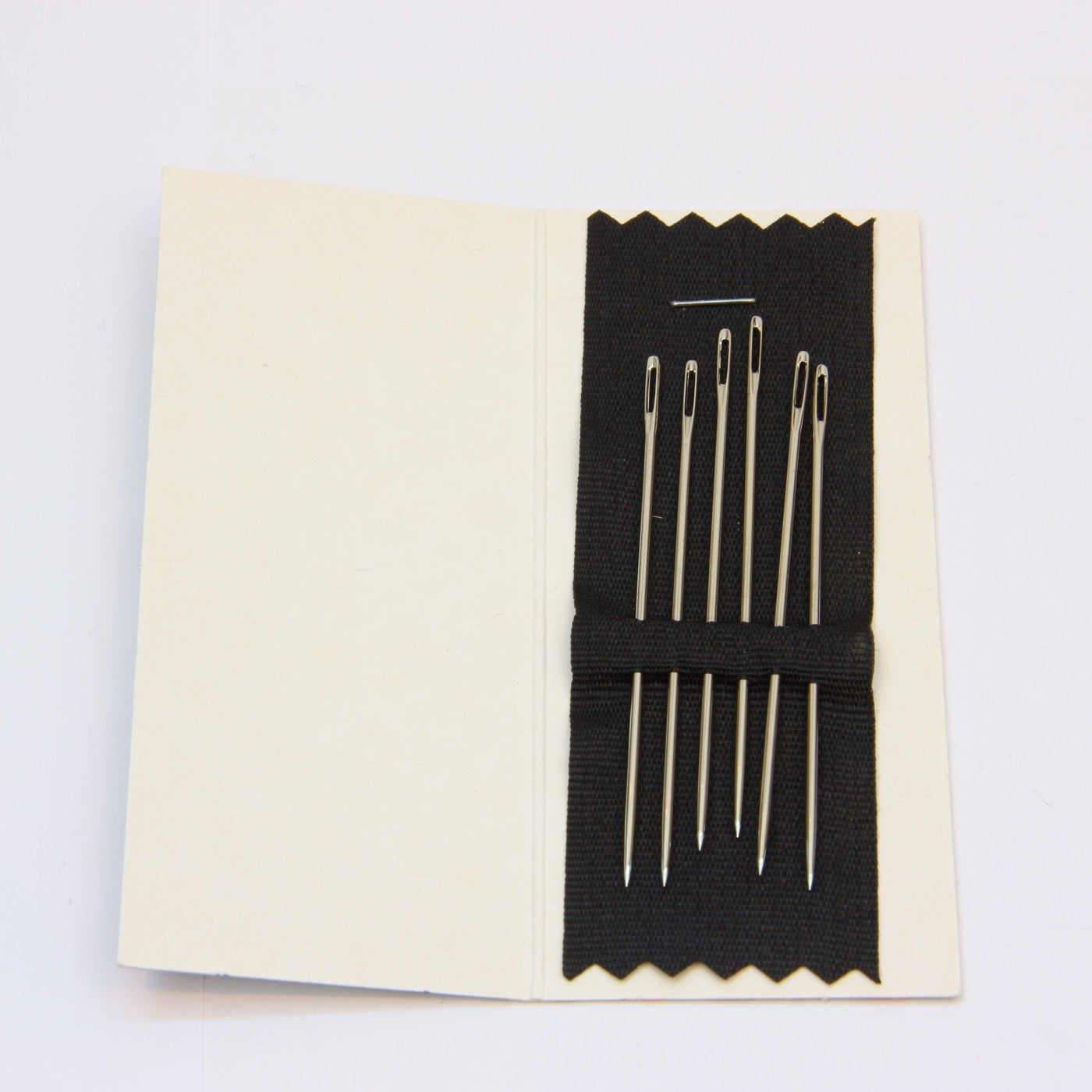 Sajou Short Darning Needles size 1/0 - Laine Saint-Pierre