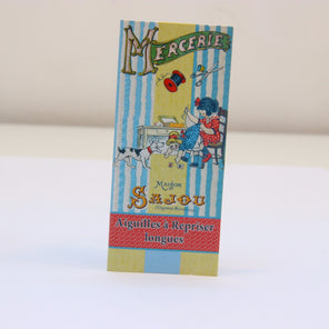 Sajou Assorted Long Darning Needles size 3 to 9 - Little Girl Sewing