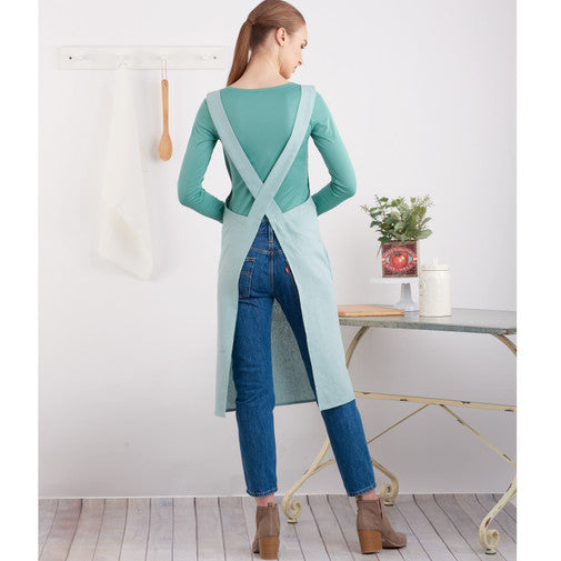 Simplicity 9436 - Adults' & Children's Aprons | Ray Stitch