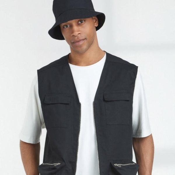 Simplicity Men's 9651 - Men's Knit Top, Waistcoat and Hat