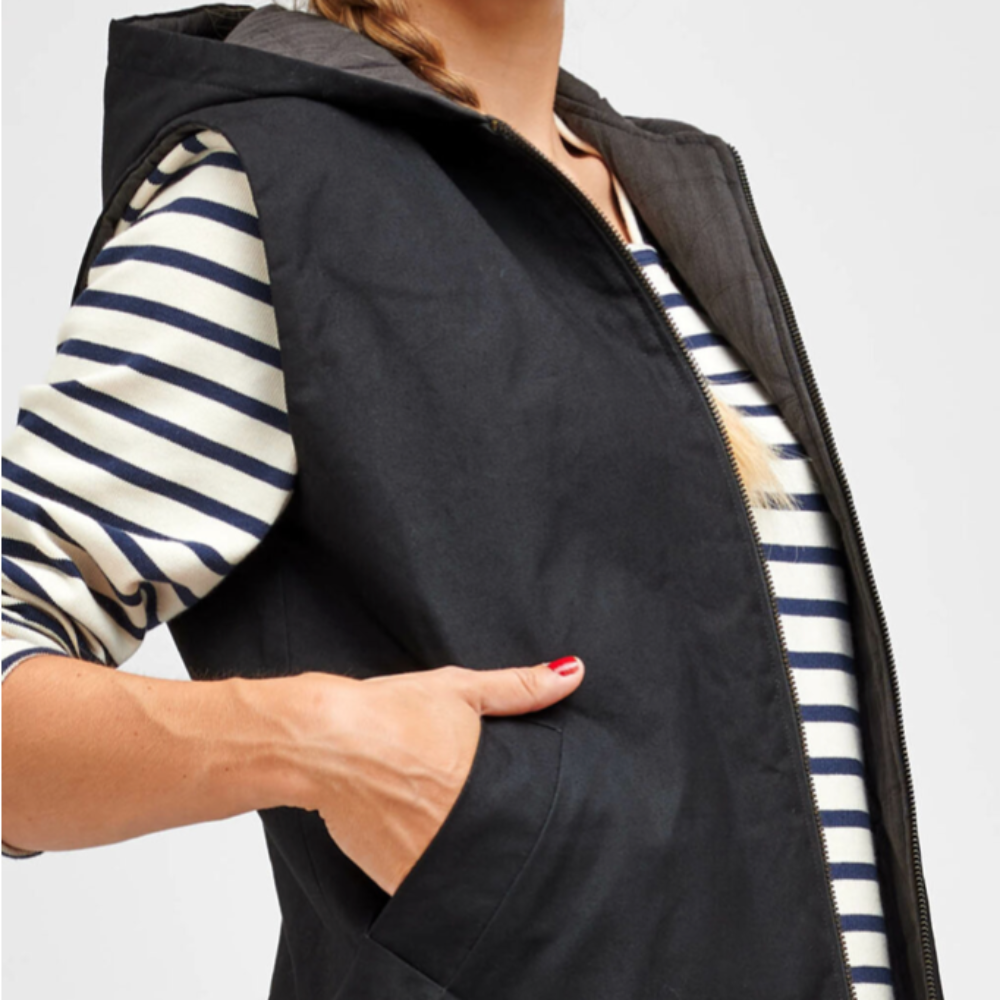 I AM - Hathor - Vest