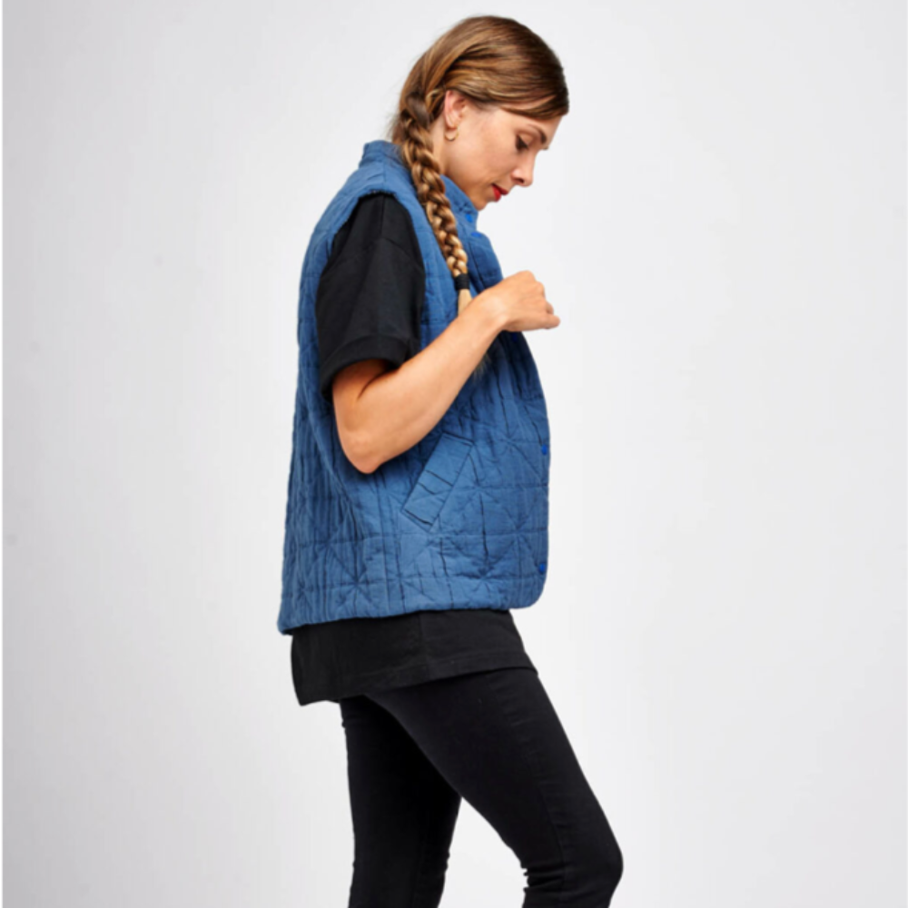 I AM - Hathor - Vest