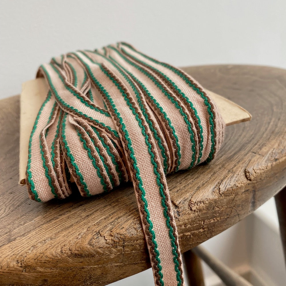 Vintage Stitched Trim - Ecru