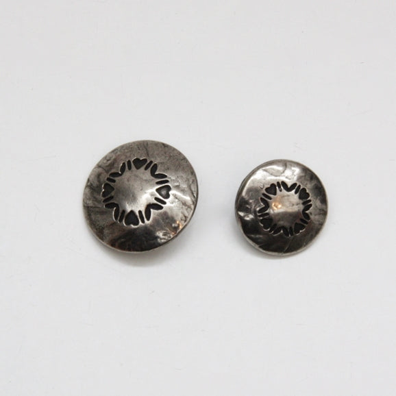 Metal Shaft Button - Silver Shield