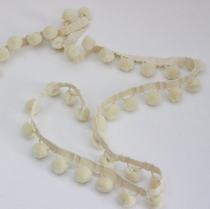 Pom Pom Edging 18mm - Cream | Ribbons and Trims | Ray Stitch