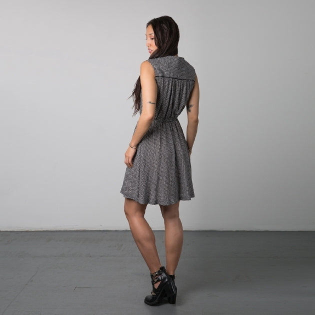 Sewaholic - Harwood Sleeveless Shirt Dresses