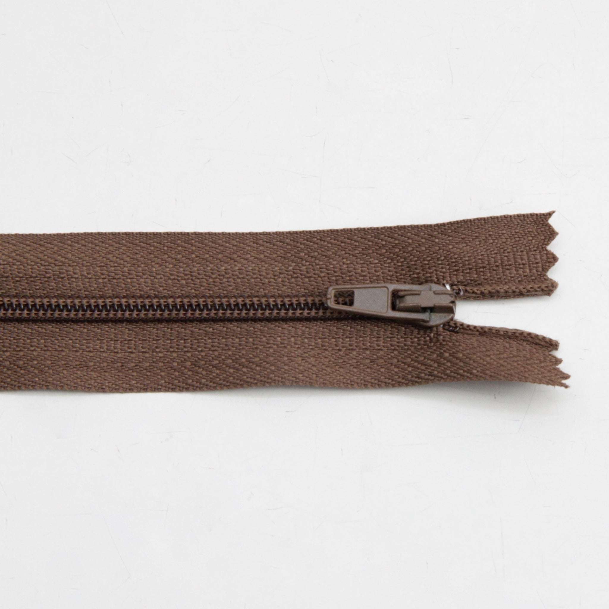 Standard Zip - Mid Brown