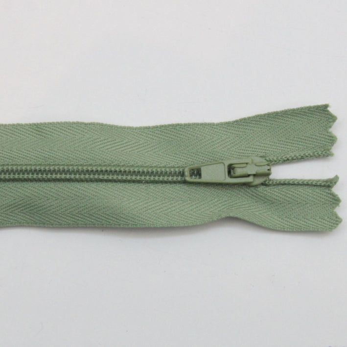 Standard Zip - Sage