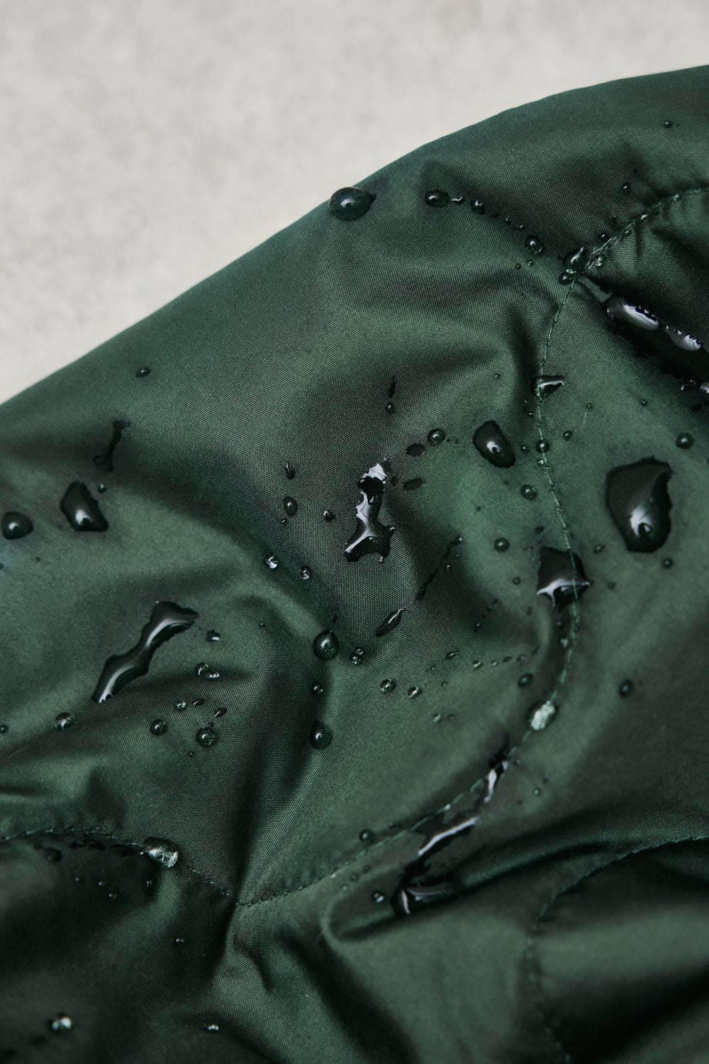 Thermal Quilt - Wave Bottle Green