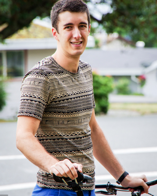 Thread Theory - 03 Strathcona Henley & T-Shirt