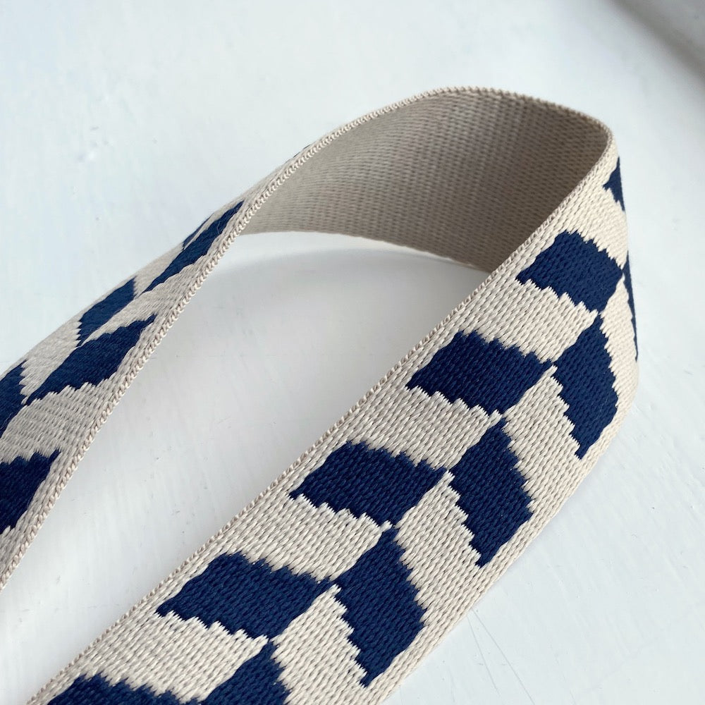 Chevron Webbing 36mm - Navy/Natural